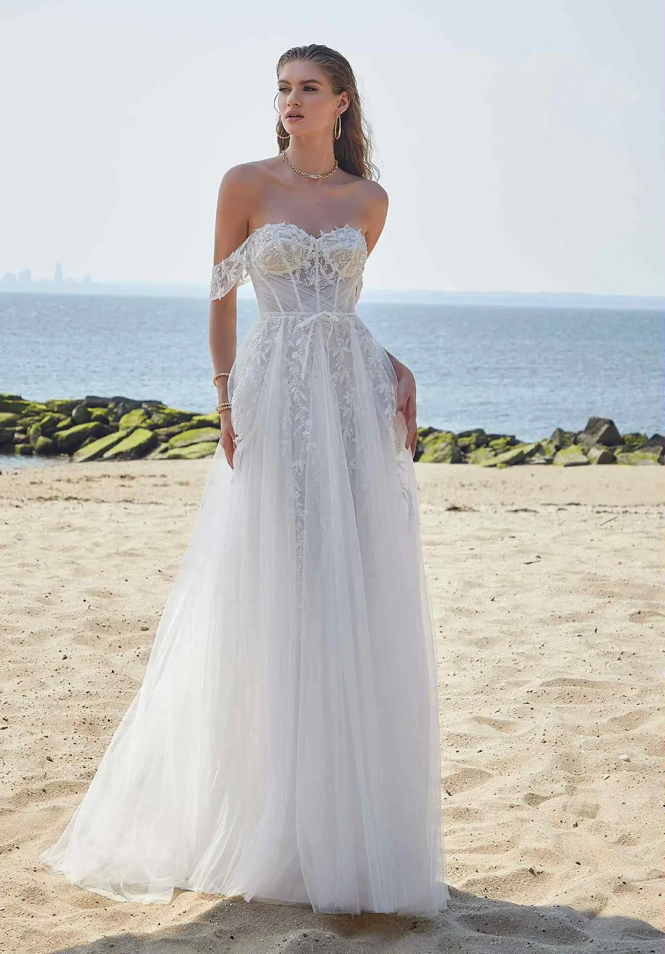 Wedding dress hire at SNOB